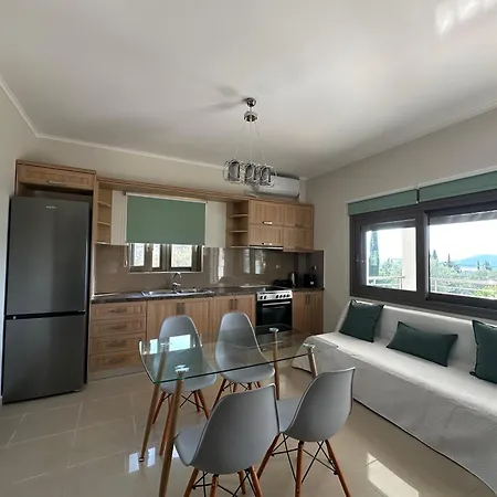 Elpida Luxury Lägenhet *