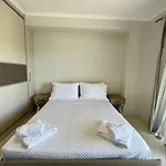 Elpida Luxury