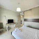 Elpida Luxury *