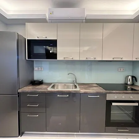 Elpida Luxury Apartament *