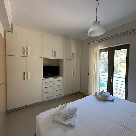 Elpida Luxury *